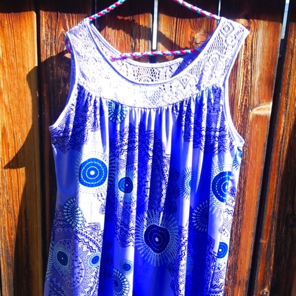 Purple Geo. Lace Beach cover up - Picture 3 of 7